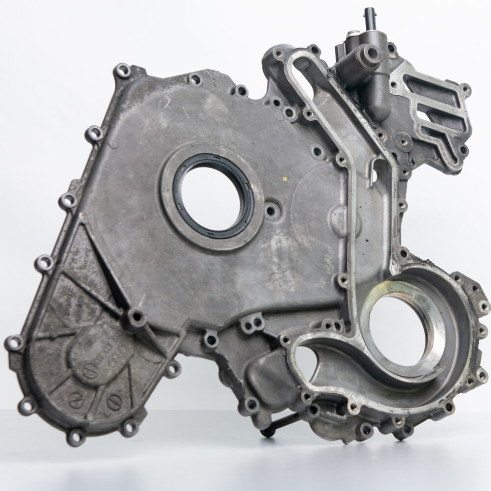 059103153 Audi Stirndeckel