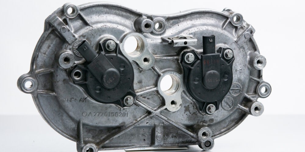A2720150201, Mercedes Zylinderkpf Abdeckung links, W171, W216, W221
