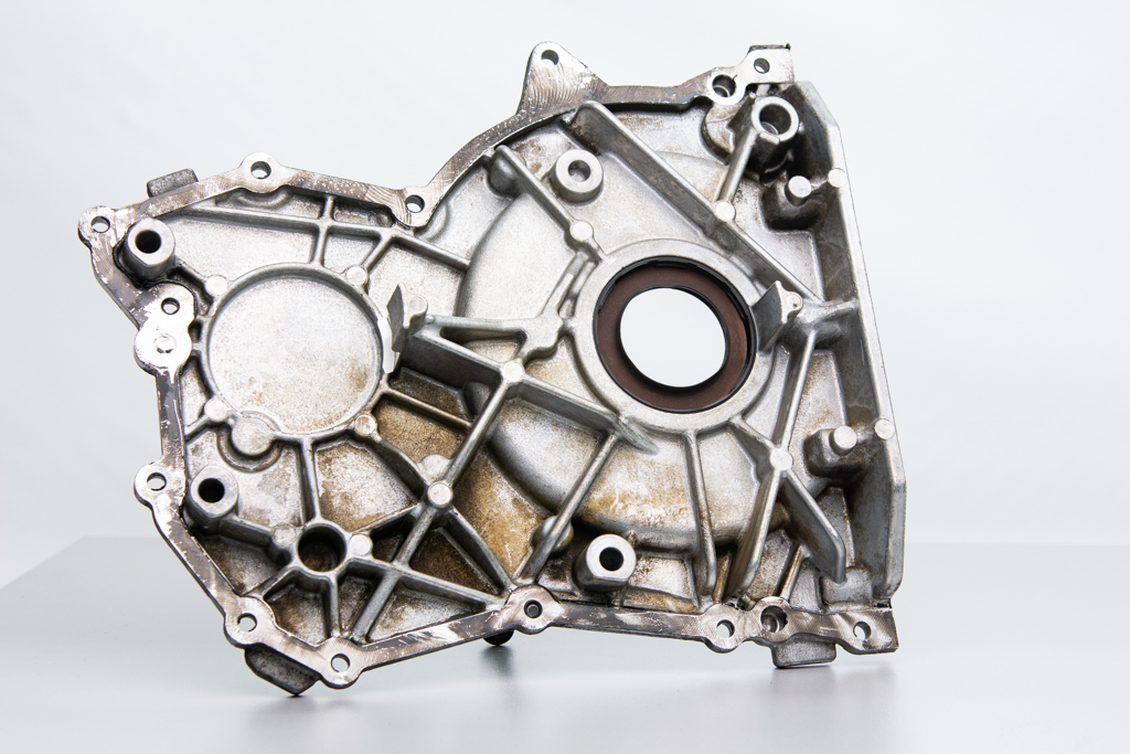 A6420150002, C218, Mercedes, Stirndeckel, W204, W221, W251 (2)
