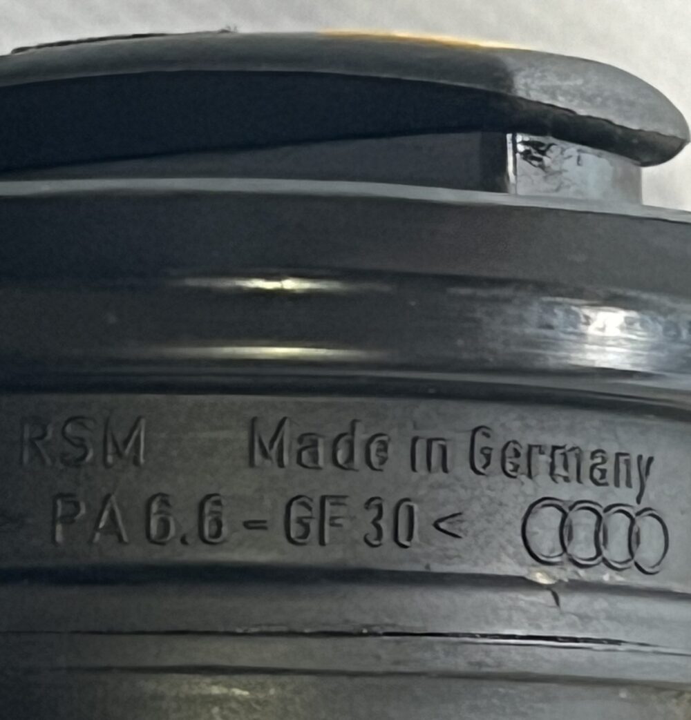 059103482C Öleinfüllrohr Öleinfüllstutzen